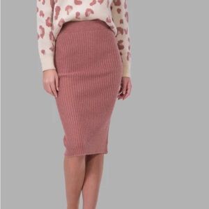 Brand new byegris sweater skirt mauve color